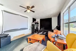 114 Park Ave, Fruitland Park, FL 34731 - Photo 16