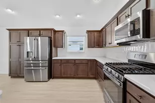 4624 Wightman Cir, The Villages, FL 32163 - Photo 6