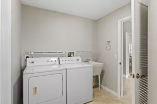 17883 SE 87th Melrose Ct, The Villages, FL 32162 - Photo 42