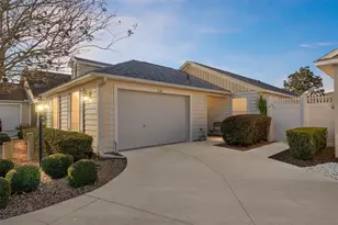 1131 Southern Sun Dr, The Villages, FL 32162 - Photo 2