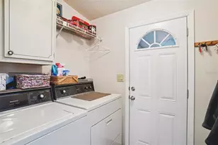 1409 Torrey Pines Dr, The Villages, FL 32159 - Photo 20