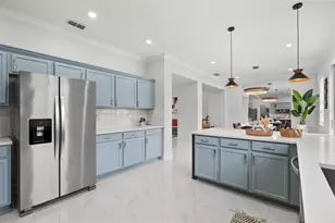 117 Forest View Ct, Davenport, FL 33896 - Photo 10