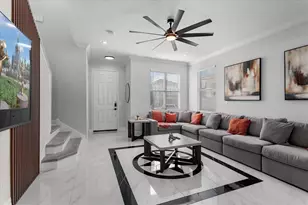 117 Forest View Ct, Davenport, FL 33896 - Photo 4