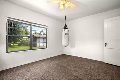 750 N Kentucky Avenue, Umatilla, FL 32784 - Photo 8