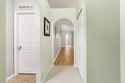 1030 Tawny Eagle Drive, Groveland, FL 34736 - Photo 4