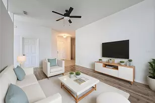 107 Crescent Moon Dr, Groveland, FL 34736 - Photo 6