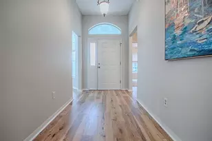 17101 SE 94th Berrien Ct, The Villages, FL 32162 - Photo 2