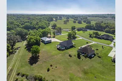 13945 SE 156th Lane, Weirsdale, FL 32195 - Photo 2