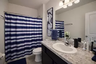 6930 Silverado Ranch Blvd, Zephyrhills, FL 33541 - Photo 26