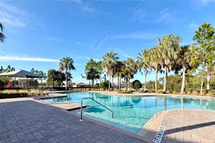 6930 Silverado Ranch Blvd, Zephyrhills, FL 33541 - Photo 32