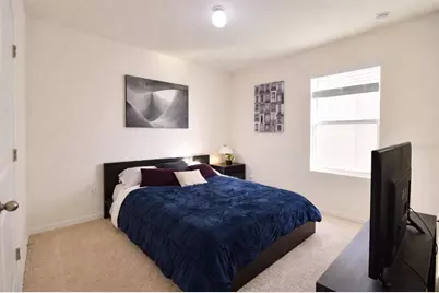 6930 Silverado Ranch Boulevard, Zephyrhills, FL 33541 - Photo 14