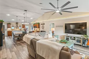 6570 SE 175th Ct, Morriston, FL 32668 - Photo 8