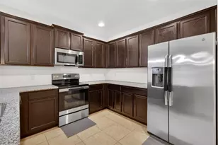 9515 Oglethorpe Dr, Groveland, FL 34736 - Photo 10