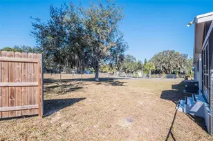 27925 N Pelican Isle Dr, Leesburg, FL 34748 - Photo 46