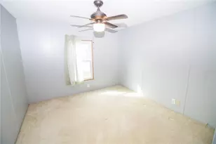 1664 Elkhart Cir, Tavares, FL 32778 - Photo 24