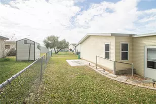1664 Elkhart Cir, Tavares, FL 32778 - Photo 42