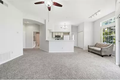 7340 Westpointe Boulevard #332, Orlando, FL 32835 - Photo 6