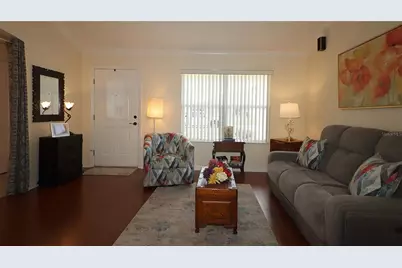 17716 SE 89th Milford Avenue, The Villages, FL 32162 - Photo 6