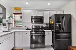 2858 Leicester Terrace, The Villages, FL 32162 - Photo 8