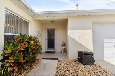 2852 Leicester Terrace, The Villages, FL 32162 - Photo 2