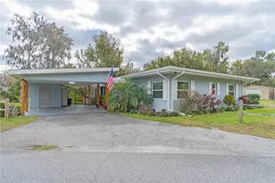 897 Cr 454, Lake Panasoffkee, FL 33538 - Photo 1