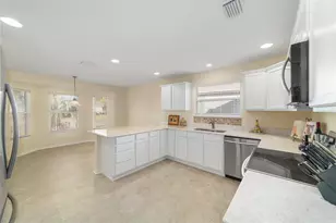 2571 Foxbridge Terrace, The Villages, FL 32162 - Photo 10