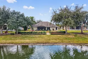 8916 Bridgeport Bay Cir, Mount Dora, FL 32757 - Photo 2