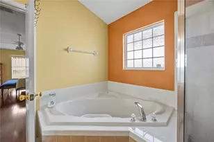 415 Regatta Dr, Groveland, FL 34736 - Photo 18