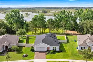 358 Irving Bend Dr, Groveland, FL 34736 - Photo 2