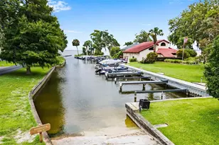 402 Clusterwood Dr, Yalaha, FL 34797 - Photo 64