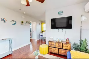 726 Stremma Rd, Largo, FL 33770 - Photo 4