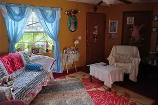 325 Elizabeth Ave, Mascotte, FL 34753 - Photo 4