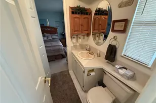 105 Cypress Rd, Wildwood, FL 34785 - Photo 14