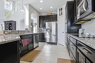 417 Blue Cypress Dr, Groveland, FL 34736 - Photo 14