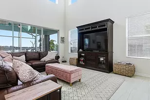 417 Blue Cypress Dr, Groveland, FL 34736 - Photo 8