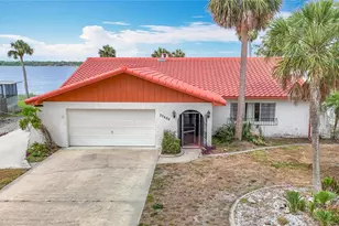 33620 Picciola Dr, Fruitland Park, FL 34731 - Photo 1