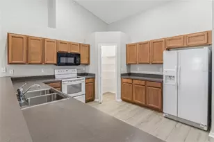 1037 Bluegrass Dr, Groveland, FL 34736 - Photo 30