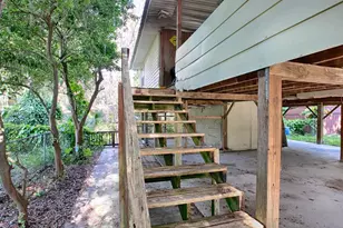 853 Cr 484, Lake Panasoffkee, FL 33538 - Photo 36