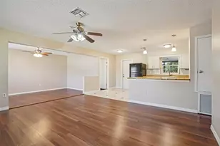 501 Dora Ave, Tavares, FL 32778 - Photo 4