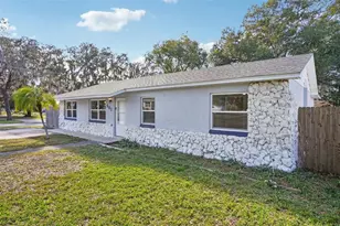 501 Dora Ave, Tavares, FL 32778 - Photo 2
