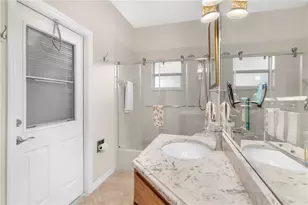 5355 Grove Mnr, Lady Lake, FL 32159 - Photo 36