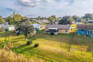 51 Cayman Cir, Umatilla, FL 32784 - Photo 26