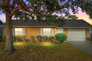 51 Cayman Cir, Umatilla, FL 32784 - Photo 1