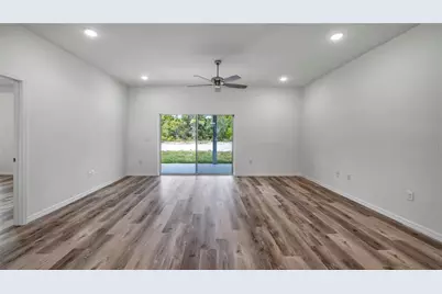 548 Owens Lane, Umatilla, FL 32784 - Photo 6