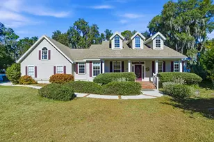 592 Crescent St, Umatilla, FL 32784 - Photo 4