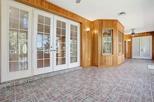 592 Crescent St, Umatilla, FL 32784 - Photo 40