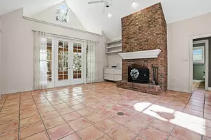 592 Crescent St, Umatilla, FL 32784 - Photo 10