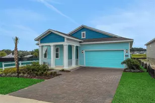 998 Fiesta Key Cir, Lady Lake, FL 32159 - Photo 2