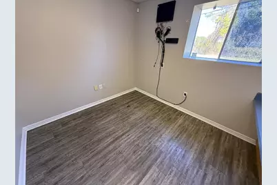 2390 E International Speedway, Deland, FL 32724 - Photo 4