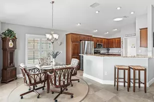 550 Little River Path, The Villages, FL 32162 - Photo 16